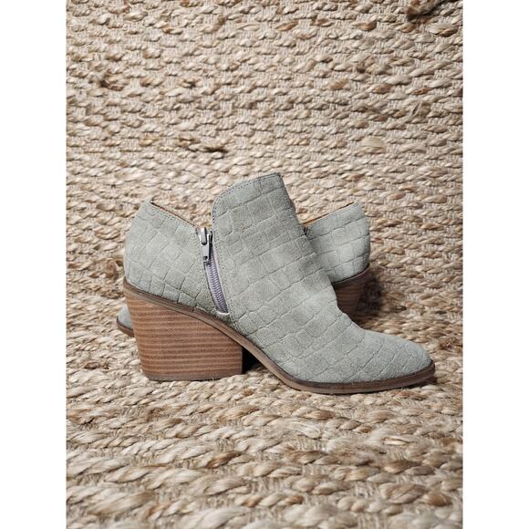 Lucky Brand Saucie Comfort Embossed Croc Suede Ankle Booties Size 8.5 NEW - Picture 6 of 11
